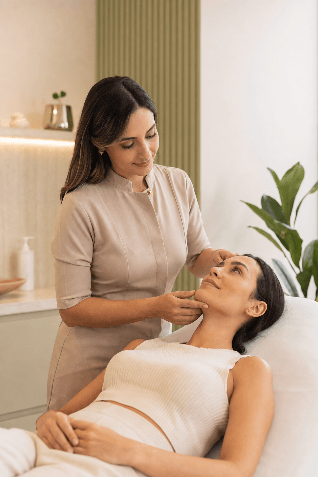 Atendimento de estética corporal na Elleva